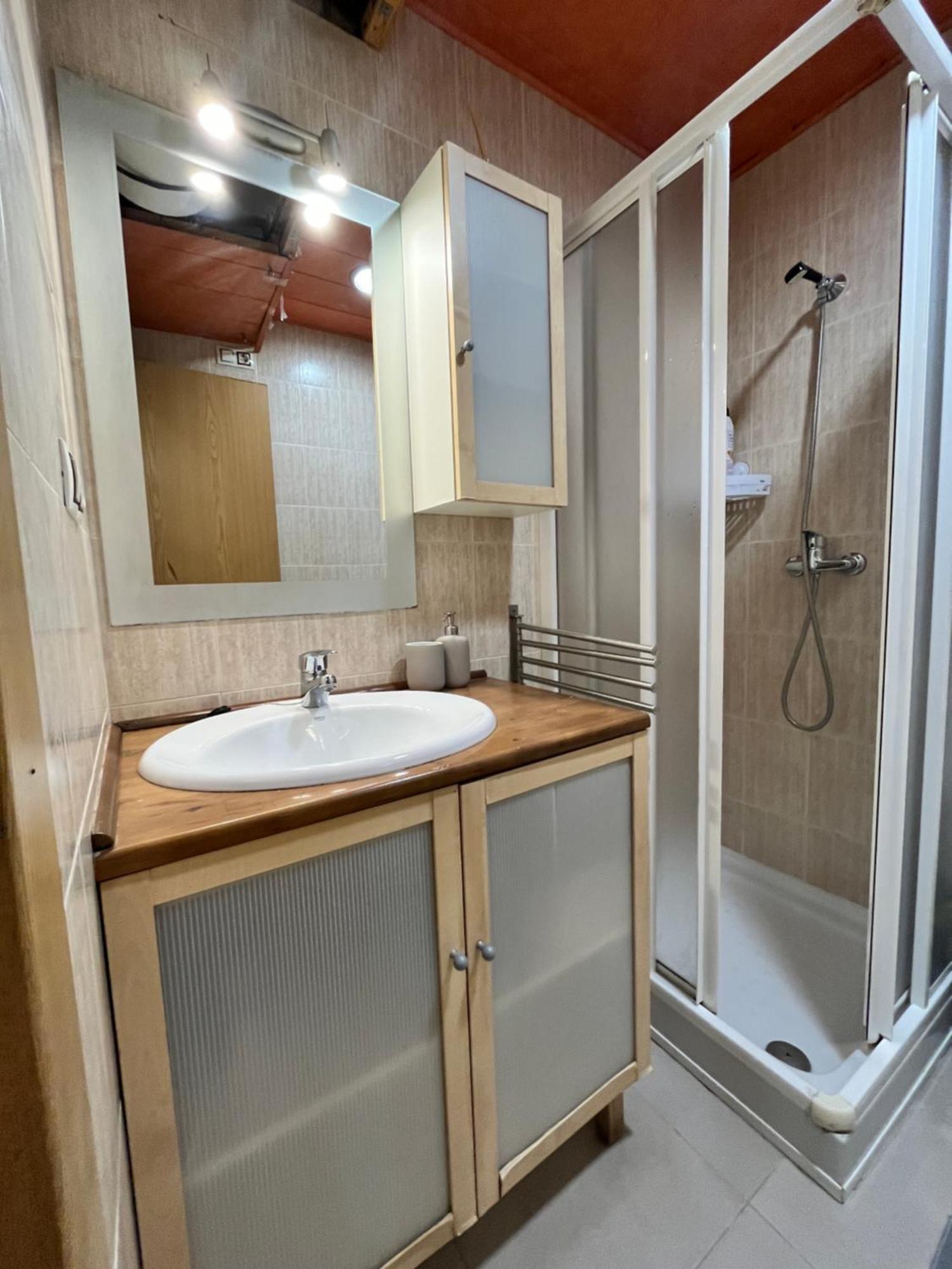 Centro Embajadores Ave Apartment Madrid